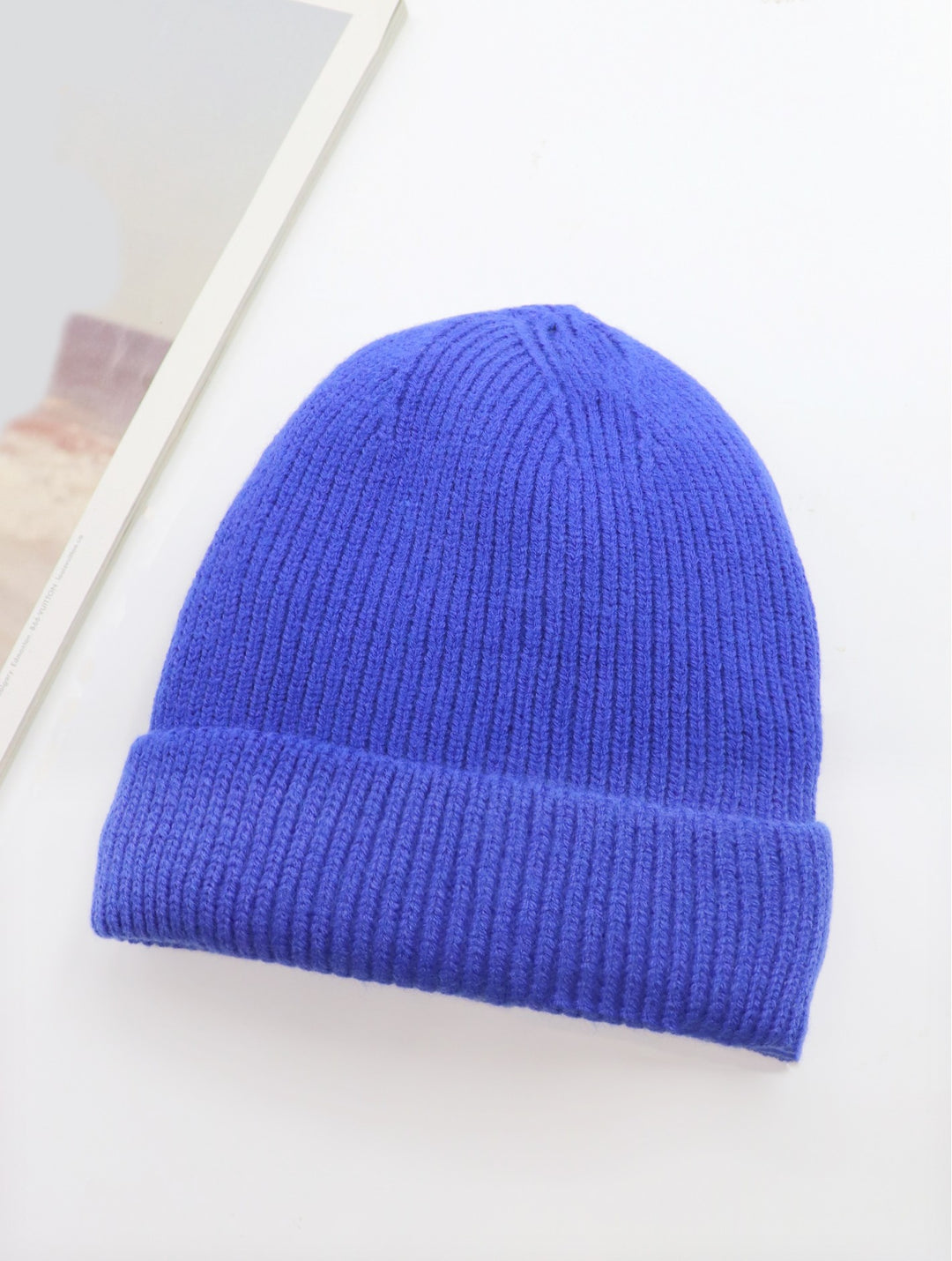 Bonnet à visière en maille tricotée  – Look douillet