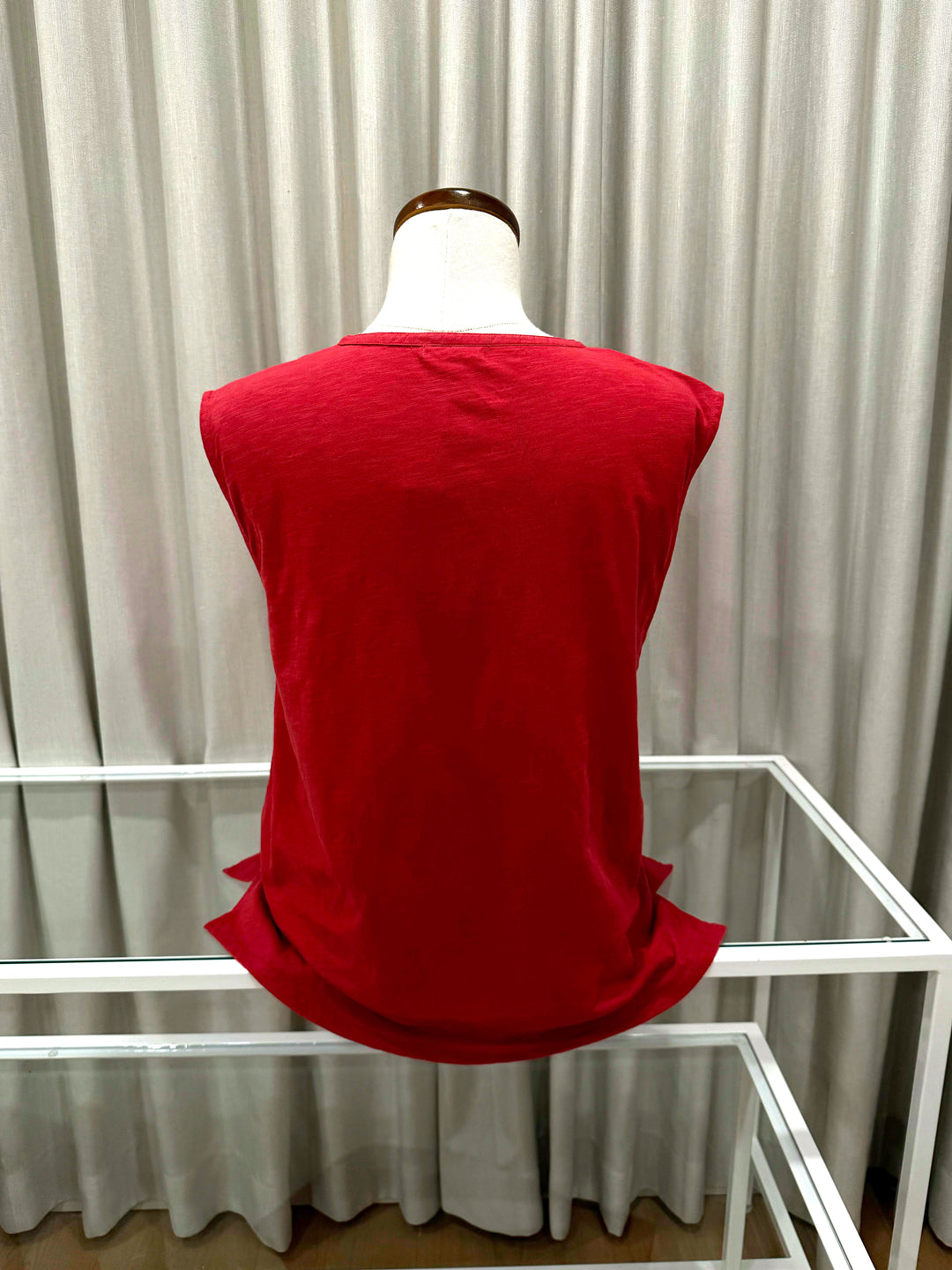 Blouse sans manches en lin et coton - Coupe fluide et structurée