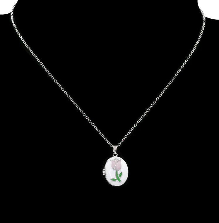 Collier à médaillon Tulipes