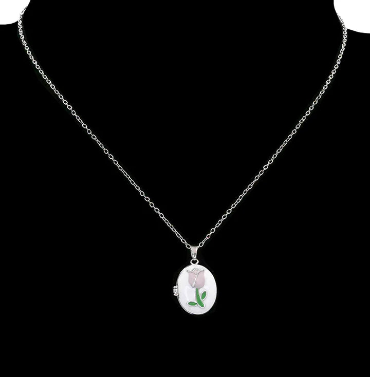 Collier à médaillon Tulipes