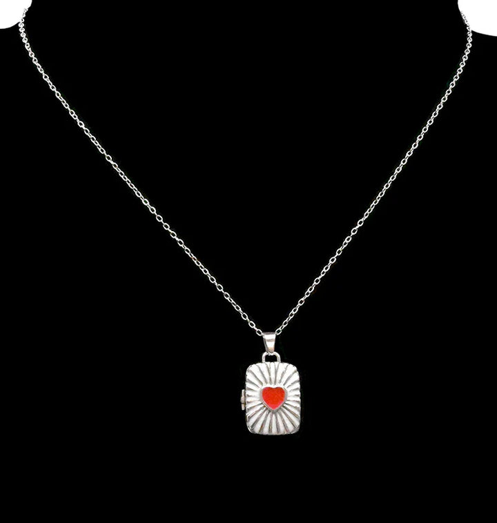 Collier médaillon cœur argenté – Pendentif brillant ou coloré