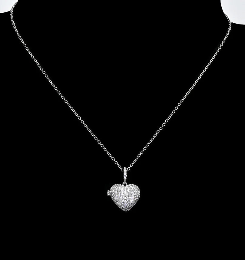 Collier médaillon cœur argenté – Pendentif brillant ou coloré