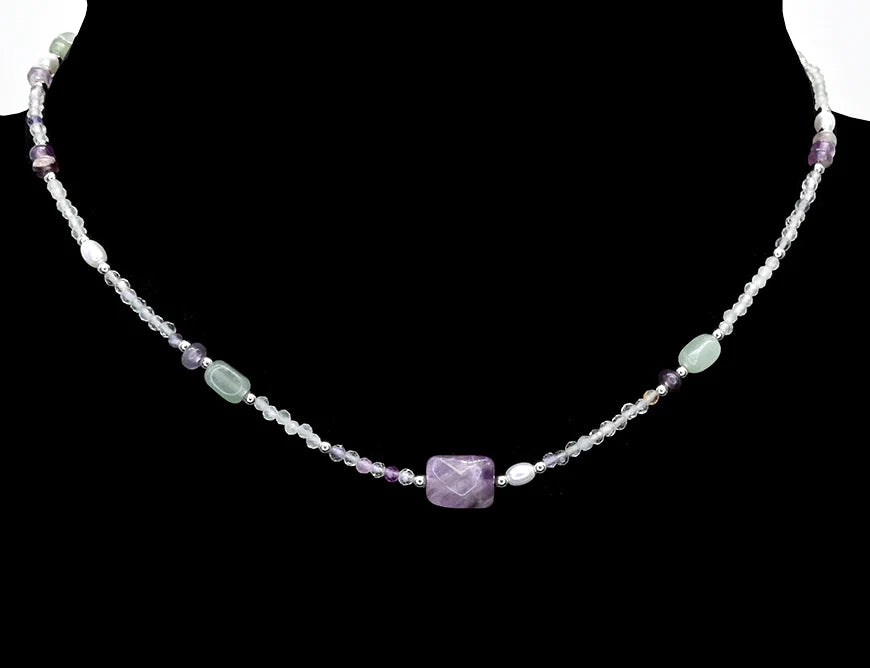 Collier argenté - Perles pastel et pierres semi-précieuses