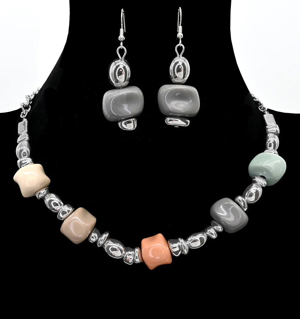 Long beaded necklace and stud earrings set – Elegant silver or gold-plated set