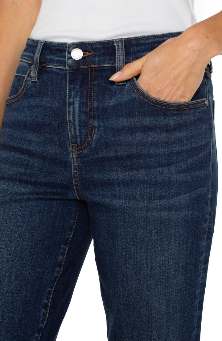 Jeans bleu indigo au style classique Liv