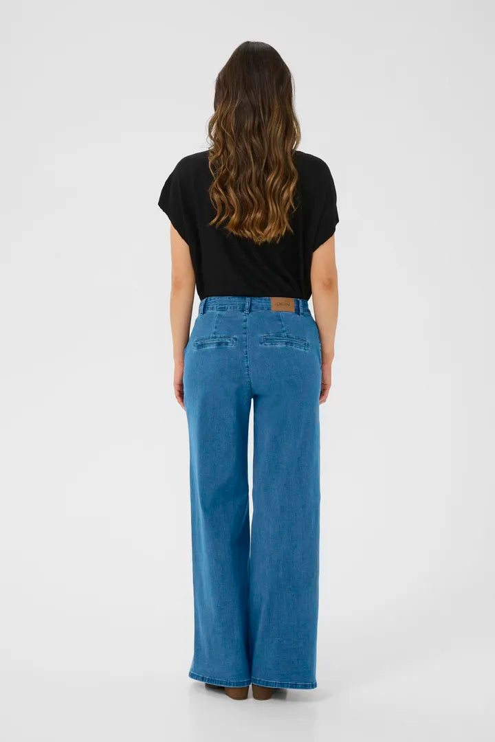 Jeans à jambes évasées Visti - Denim extensible et fluide