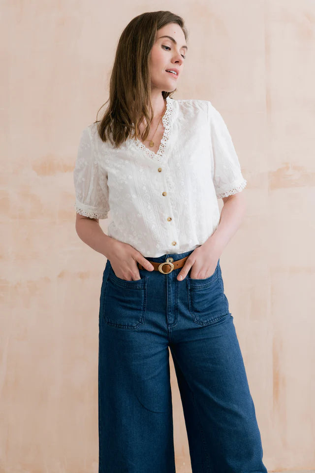 Blouse en coton Wren - Haut brodé à détails de dentelle