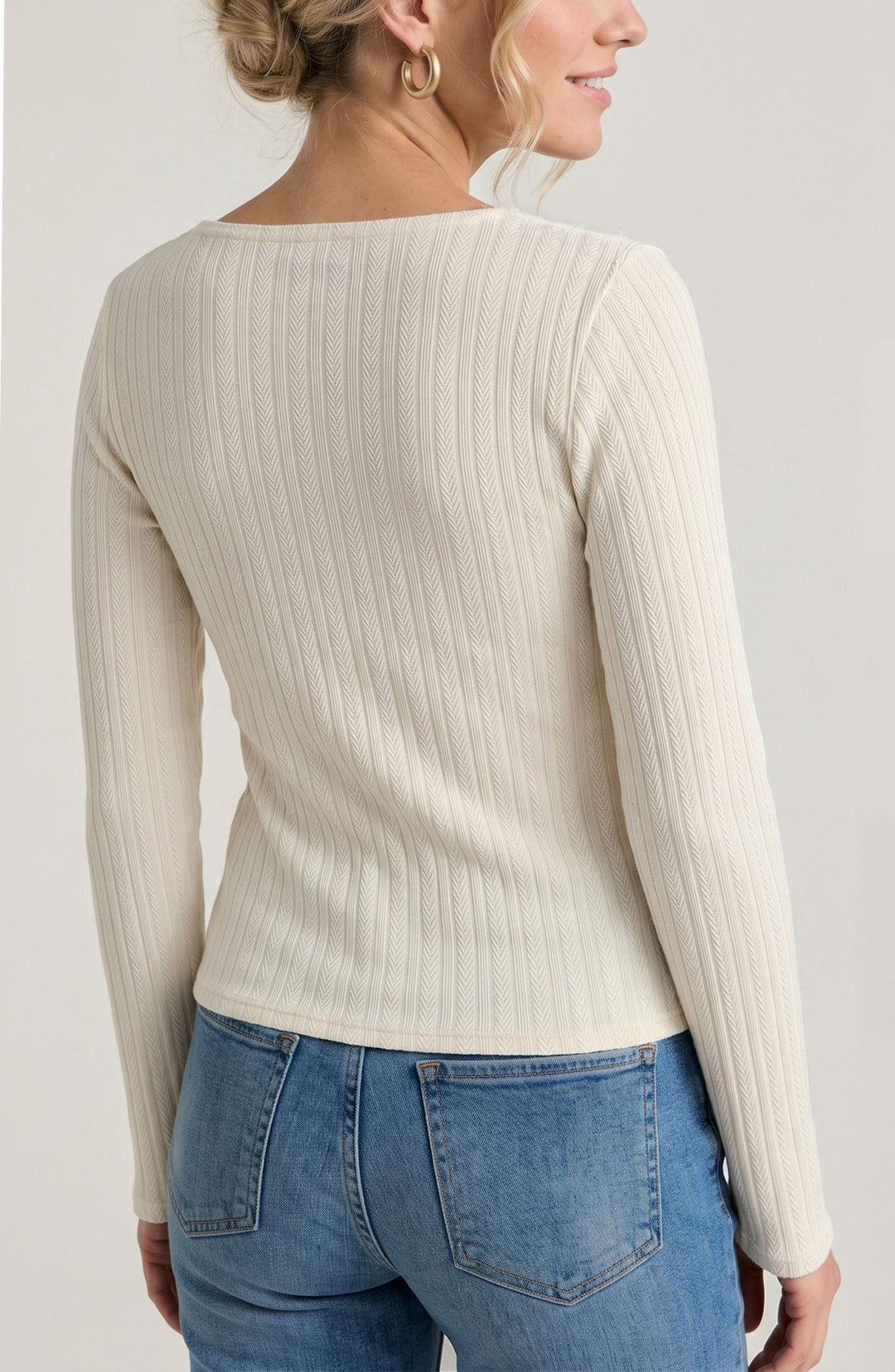 Haut en tricot à col bateau - À patte de boutonnage asymétrique