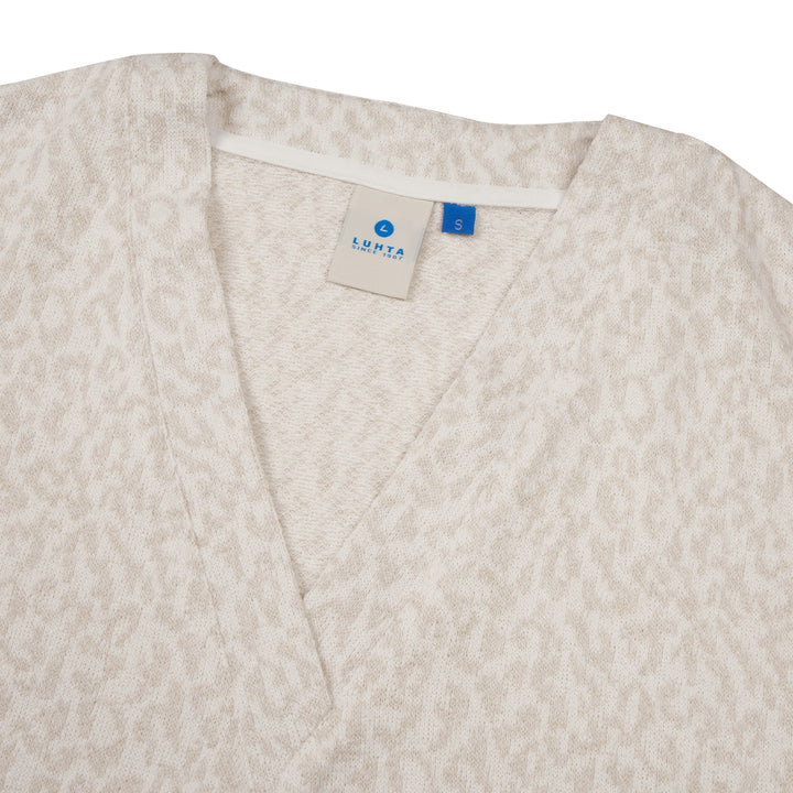 Haut à manches mi-longues Eurasaari – Texture jacquard et col en V