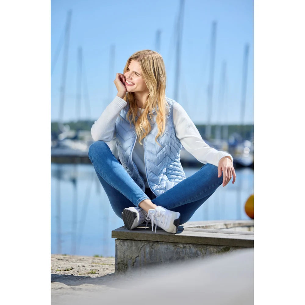 Veste sans manches Louise – Isolation légère et style moderne