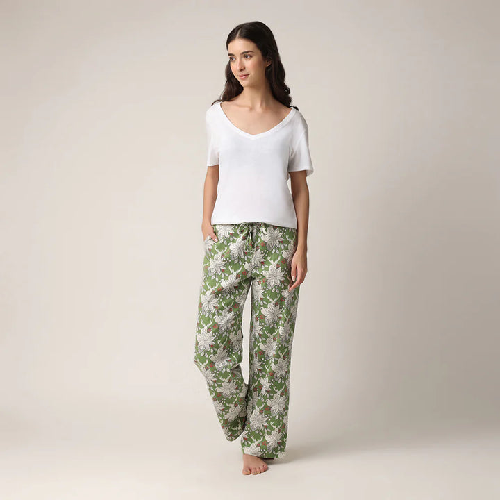 Pantalon de nuit à motifs hivernaux