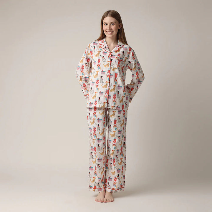 Ensemble pyjama avec imprimés de chiens