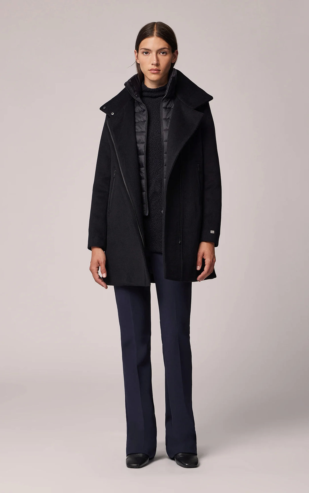 Manteau deux façons avec un col montant