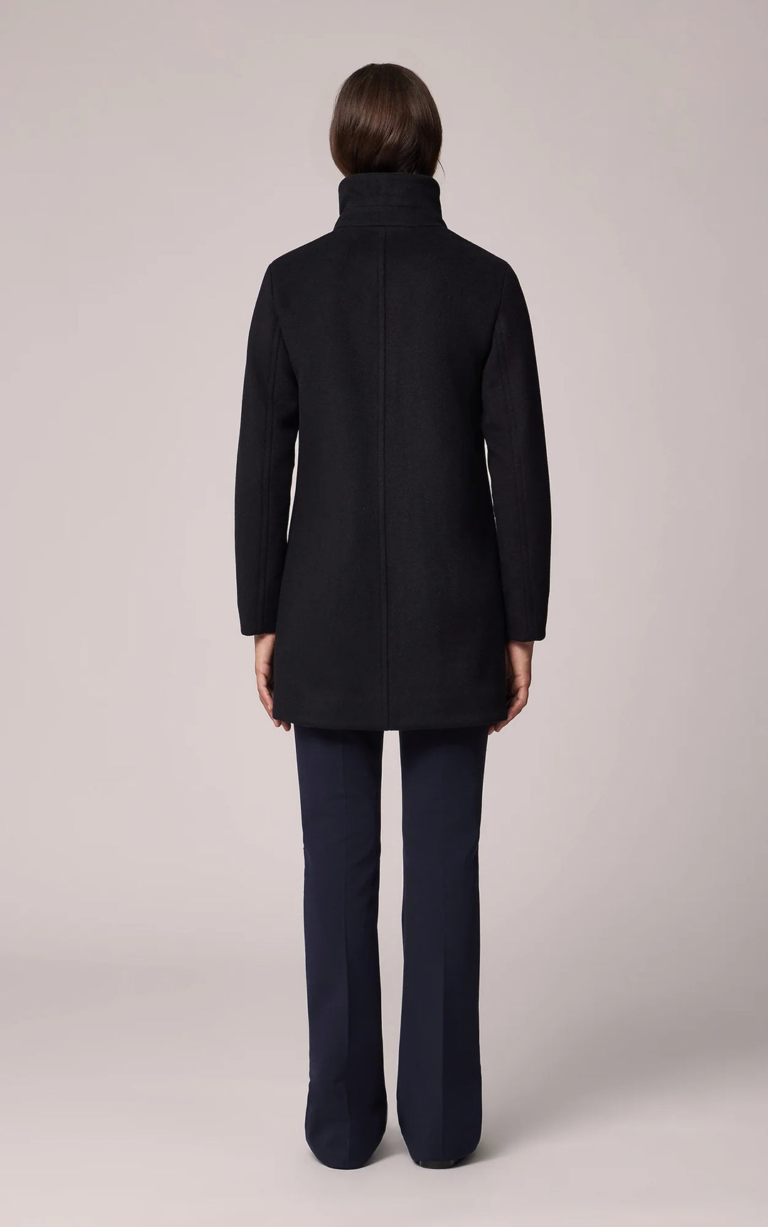 Manteau deux façons avec un col montant