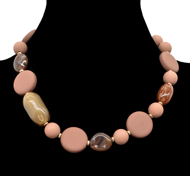 Collier cordon perles résine effet verre – Brun ou noir