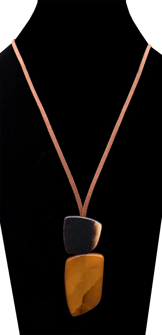 Collier pendant abstrait  - Sautoir double cordon suédine