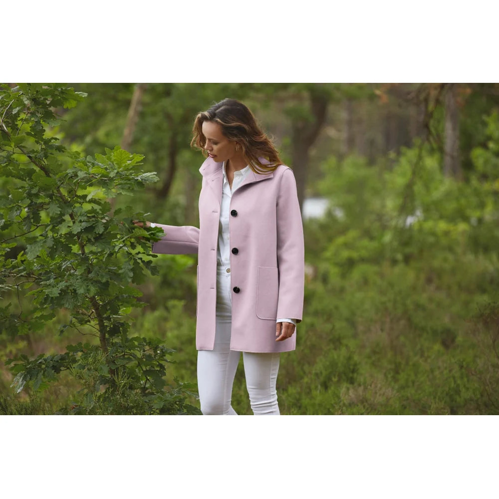 Manteau léger Nanna – Silhouette moderne