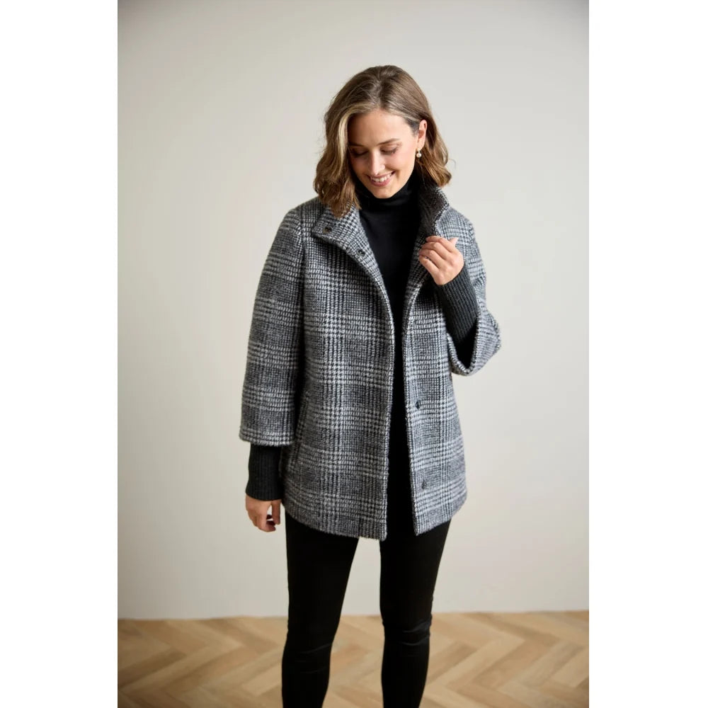 Manteau en laine avec col montant amovible - Chaud à coupe évasée et détails soignés