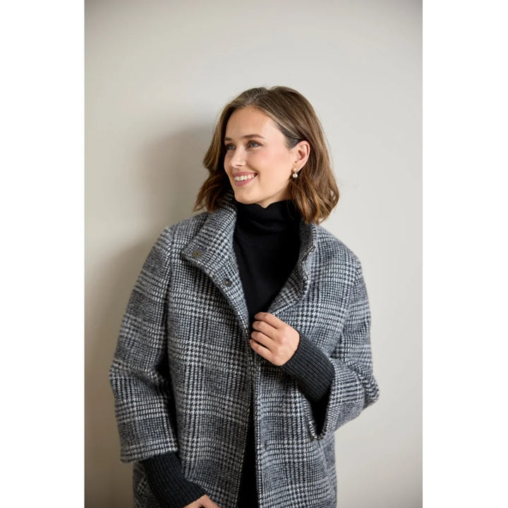 Manteau en laine avec col montant amovible - Chaud à coupe évasée et détails soignés