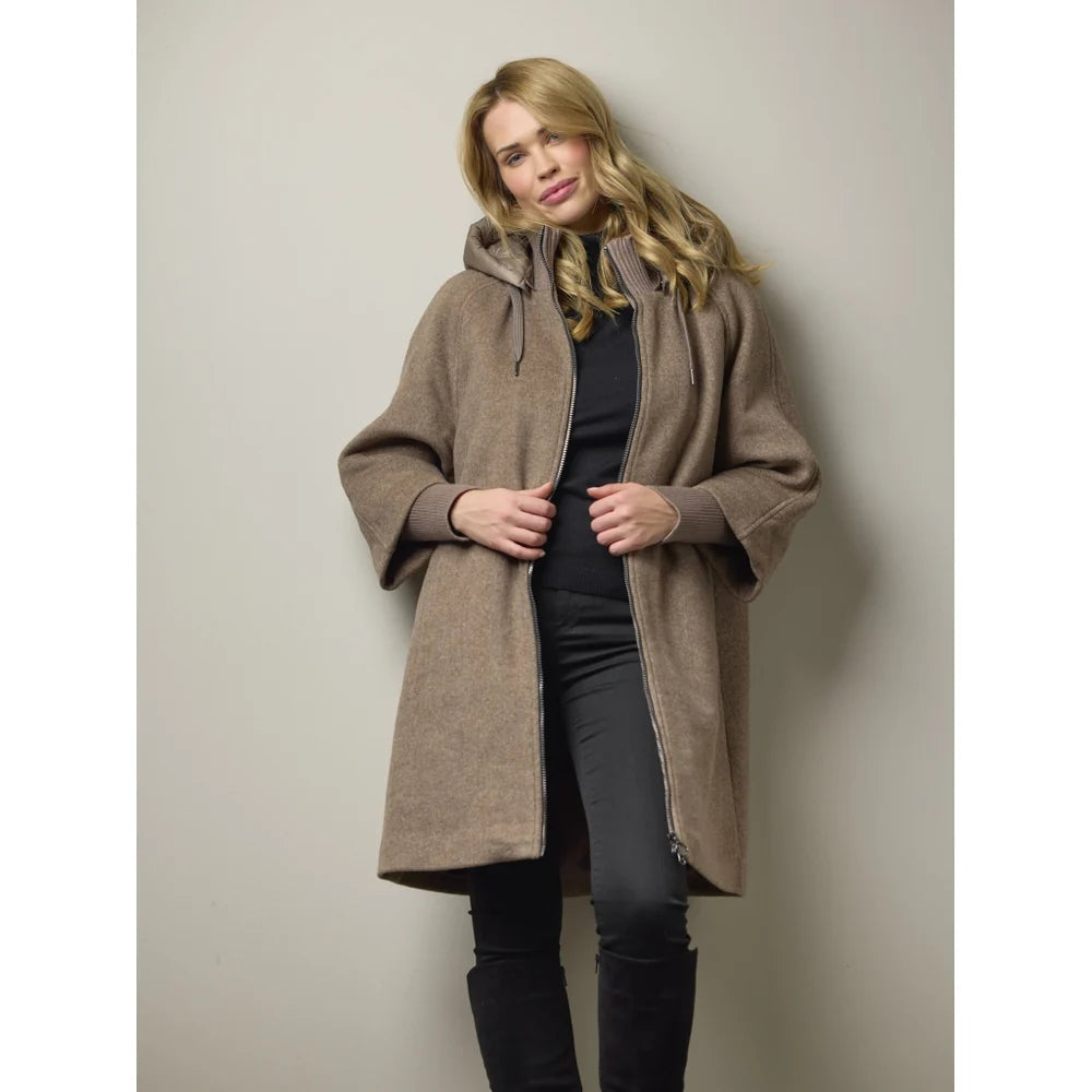 Manteau en laine avec capuche amovible - Silhouette droite et épurée