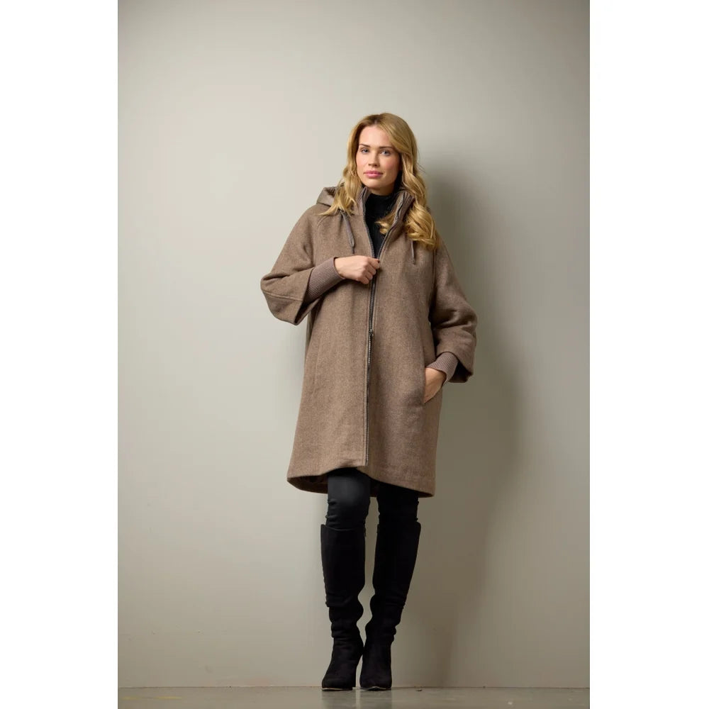 Manteau en laine avec capuche amovible - Silhouette droite et épurée