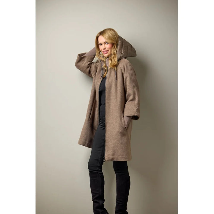 Manteau en laine avec capuche amovible - Silhouette droite et épurée