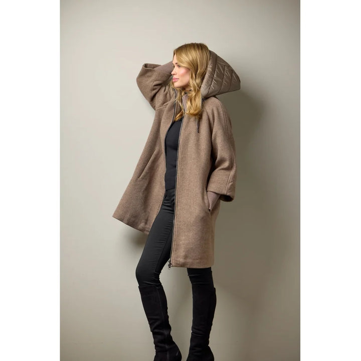 Manteau en laine avec capuche amovible - Silhouette droite et épurée