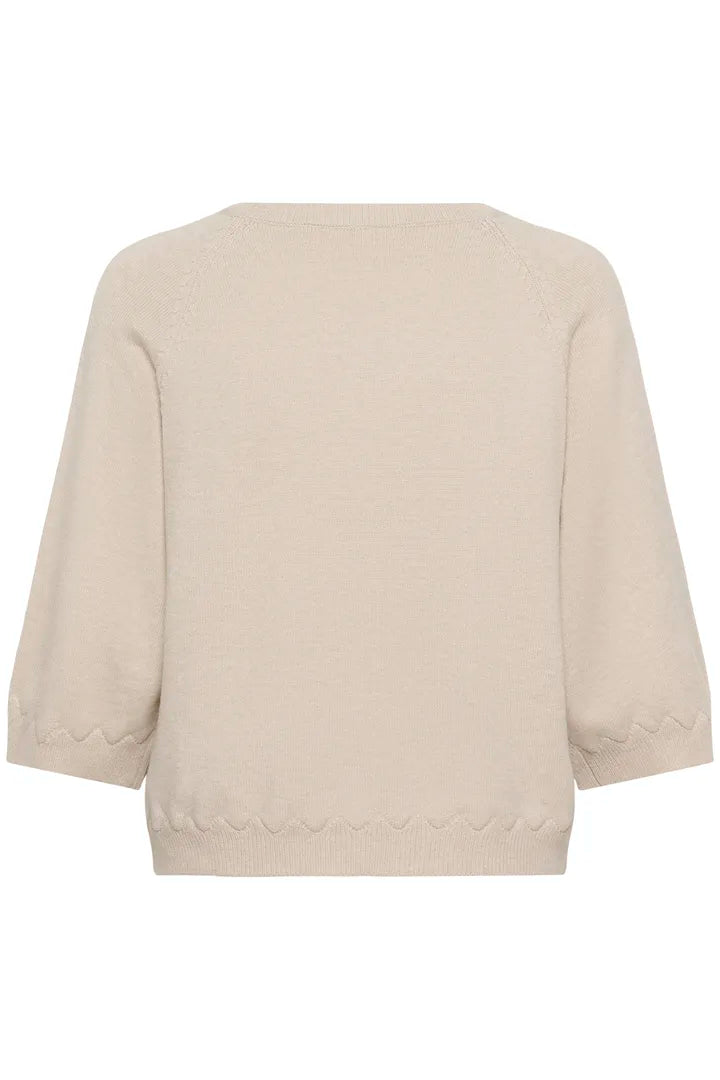 Pull avec détails en v et manches 3/4 Dela