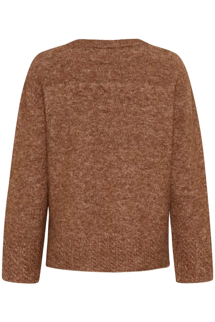 Pull confectionné dans un mélange des tissus les plus doux Blues