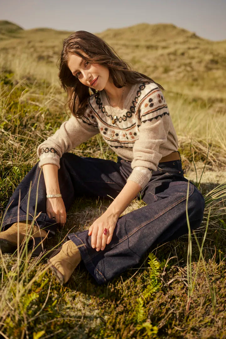 Pull d’inspiration artisanale Cherrie