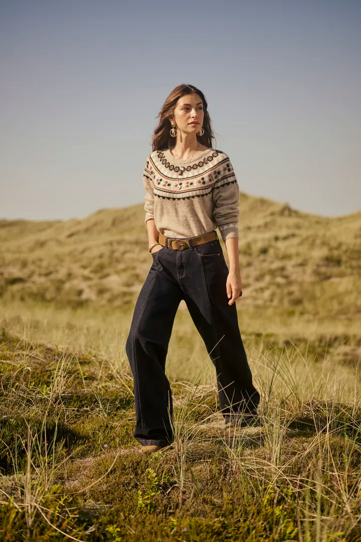 Pull d’inspiration artisanale Cherrie