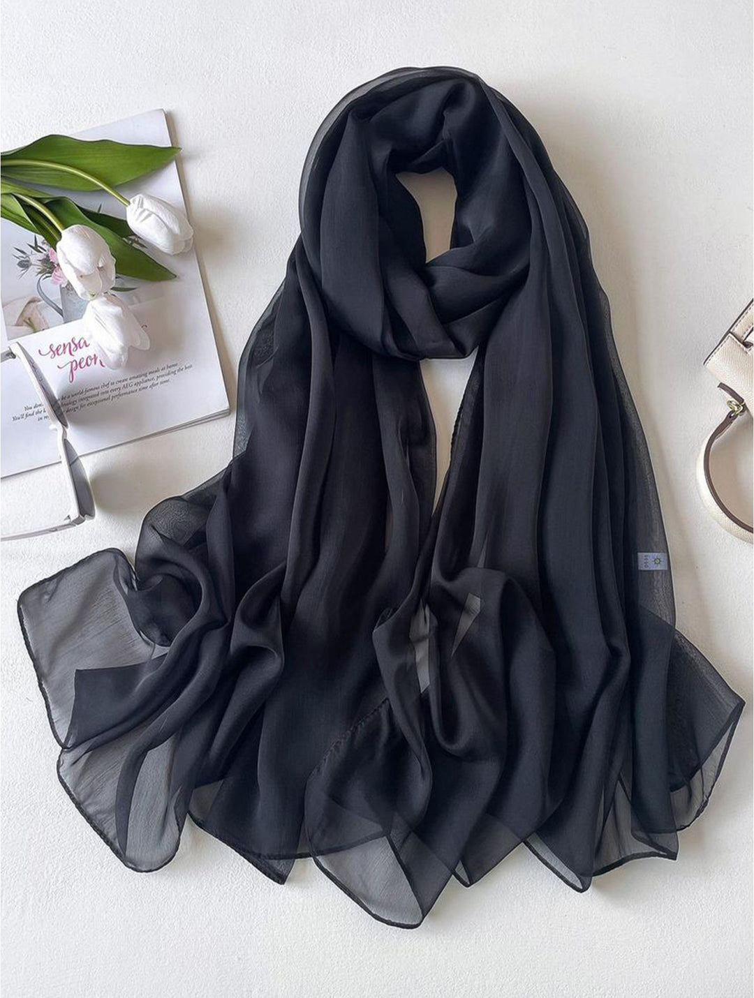 Foulard en chiffon uni léger – Fluide et élégant
