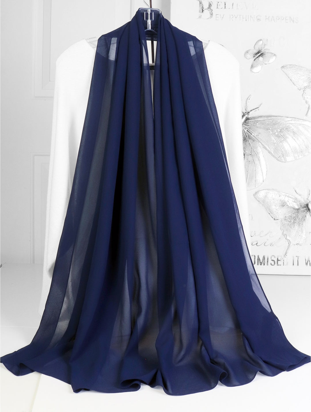 Foulard en chiffon uni léger – Fluide et élégant