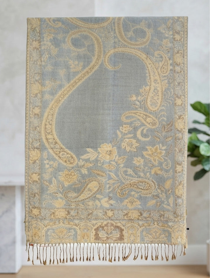 Grand foulard étole à motifs cachemire - Accessoire pratique
