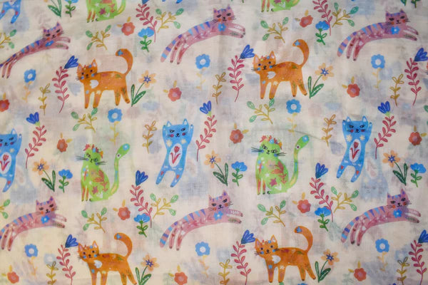 Foulard à motif chats et fleurs