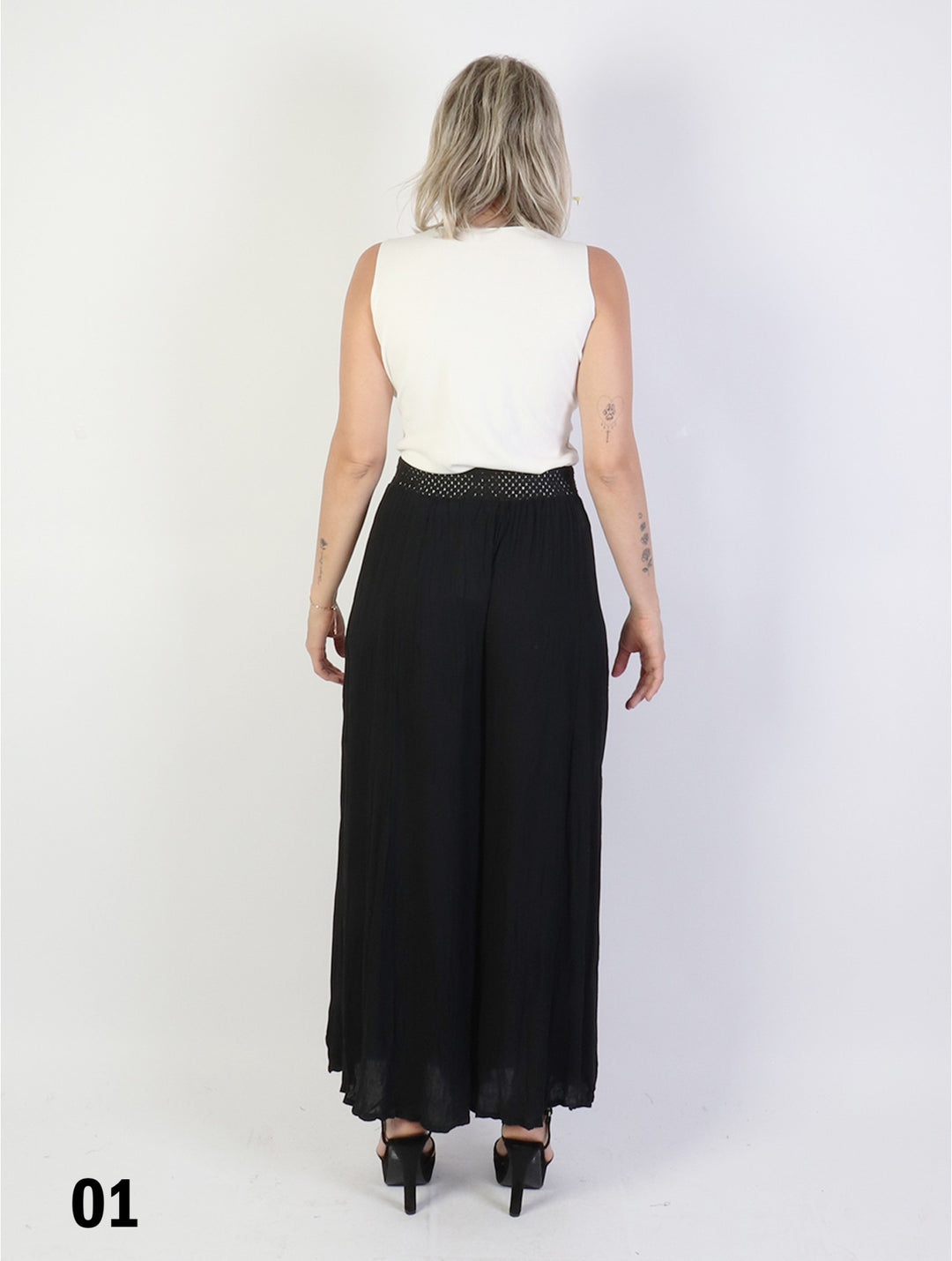 Pantalon ample uni pleine longueur – Fluide et polyvalent