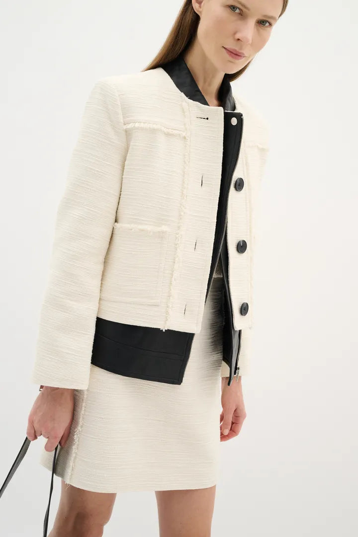 Veste rétro aux accents couture Yutta