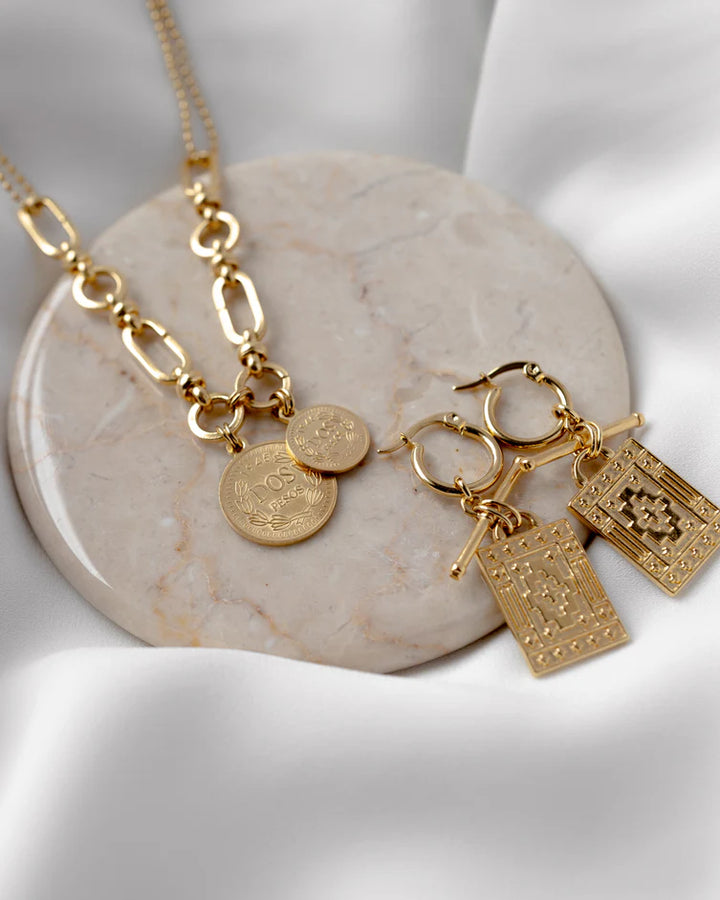 Boucles d'oreilles anneaux à pendentifs rectangulaires dorées Navi - Fini or 24K