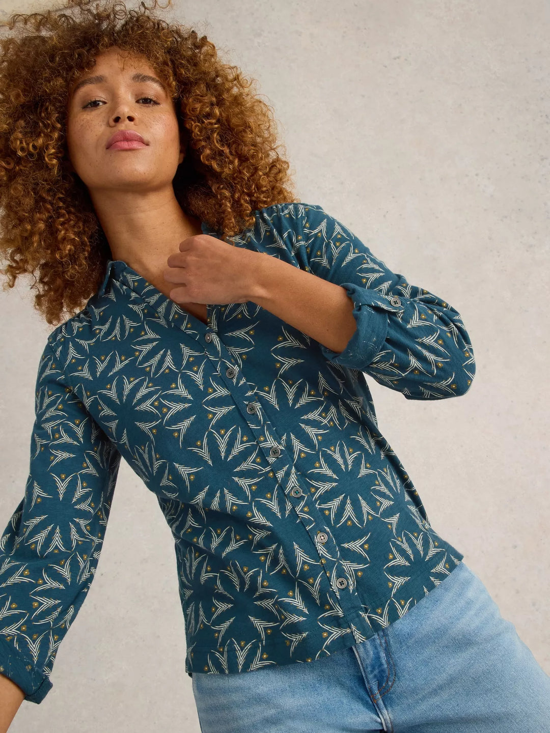 Boutique Rue Vetements quebecois et europeens pour la femme moderne