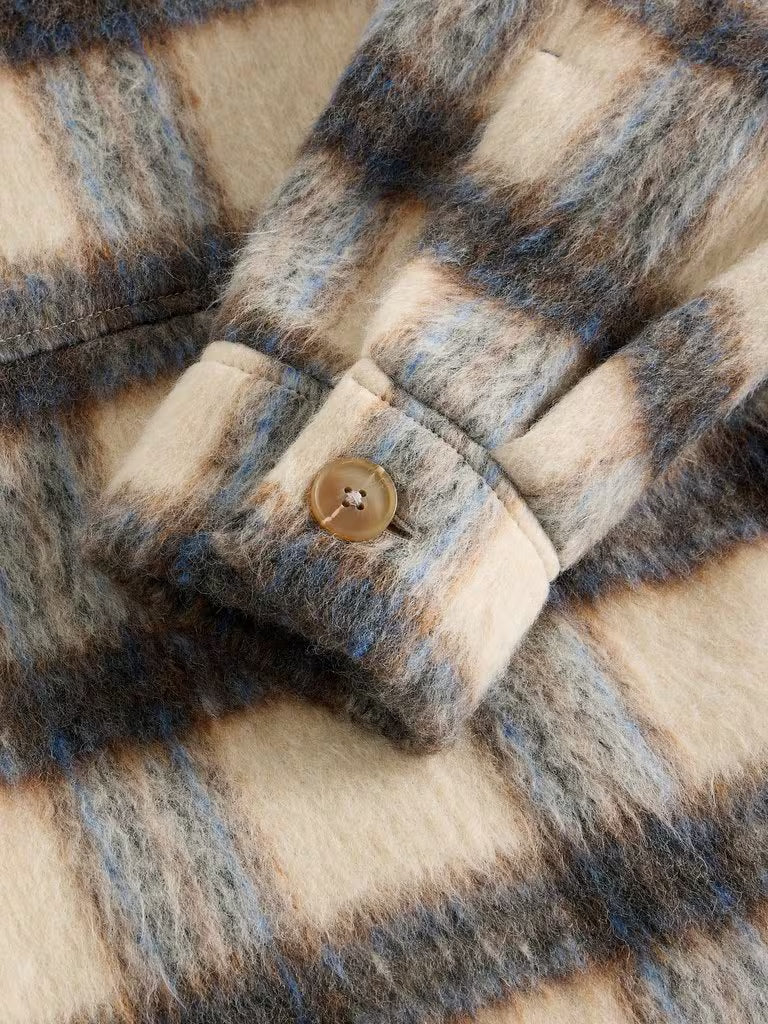 Veste à carreaux moderne