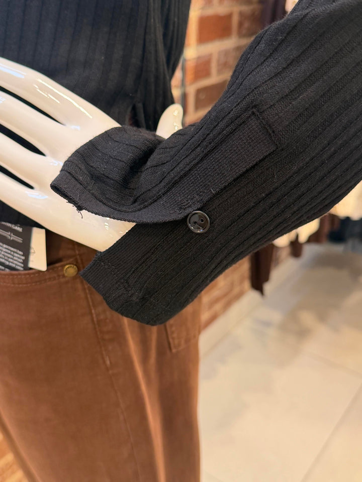 Haut en tricot à col arrondi et manches longues - Côtelé avec poignets fendus à bouton