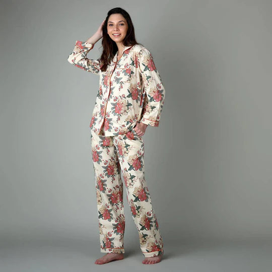 Ensemble pyjama à motifs floraux
