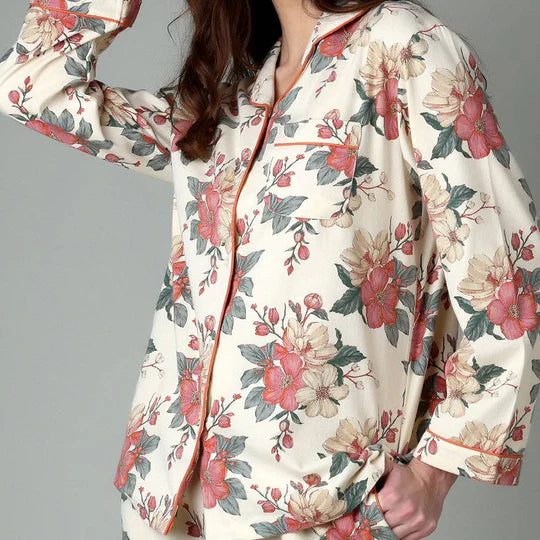 Ensemble pyjama à motifs floraux