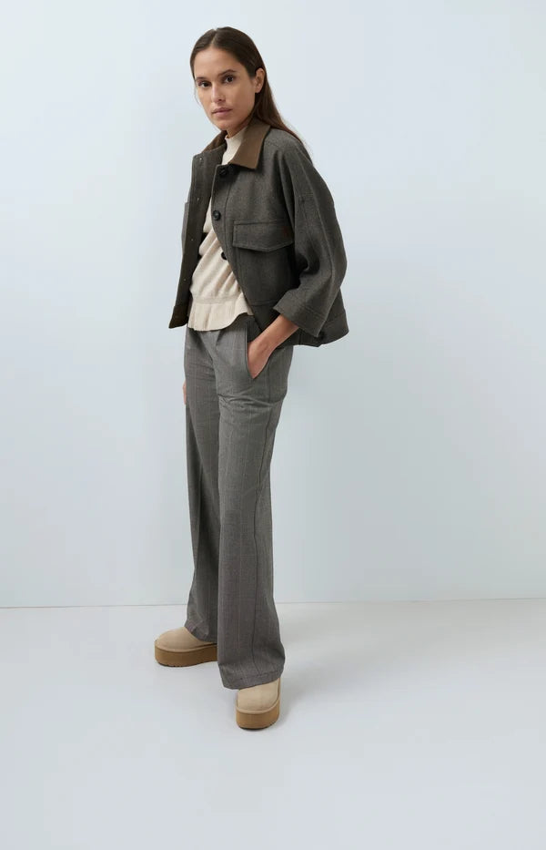 Veste courte oversize à col contrastant - En mélange de laine
