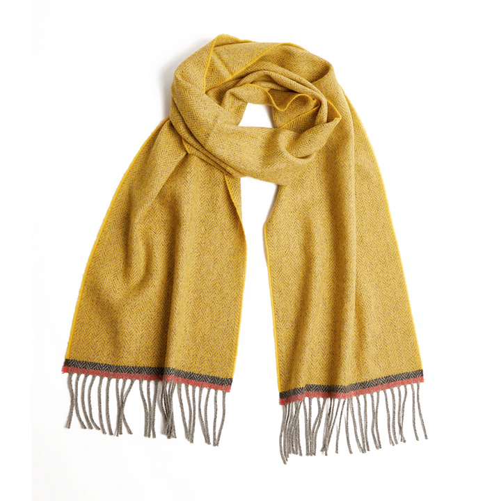 Écharpe en laine d’agneau avec franges contrastées