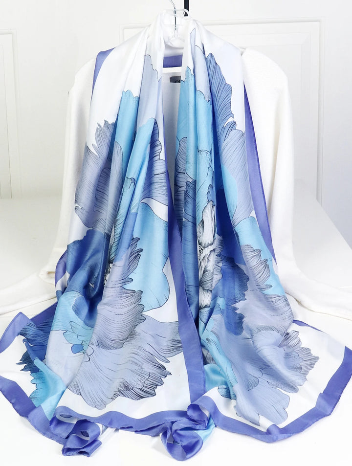 Foulard imprimé en soie au toucher soyeux