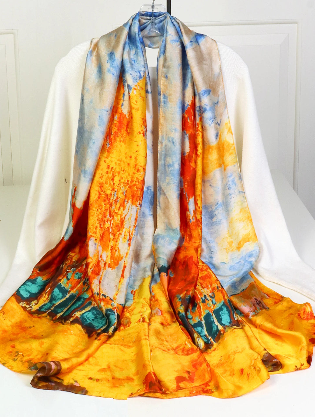 Foulard imprimé en soie au toucher soyeux