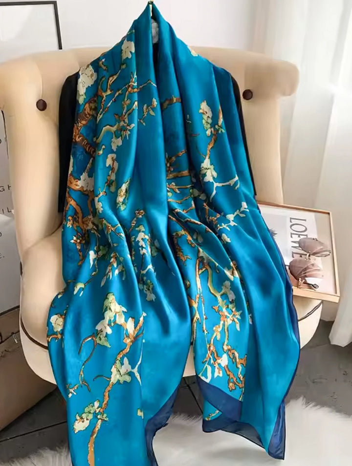 Foulard imprimé en soie au toucher soyeux