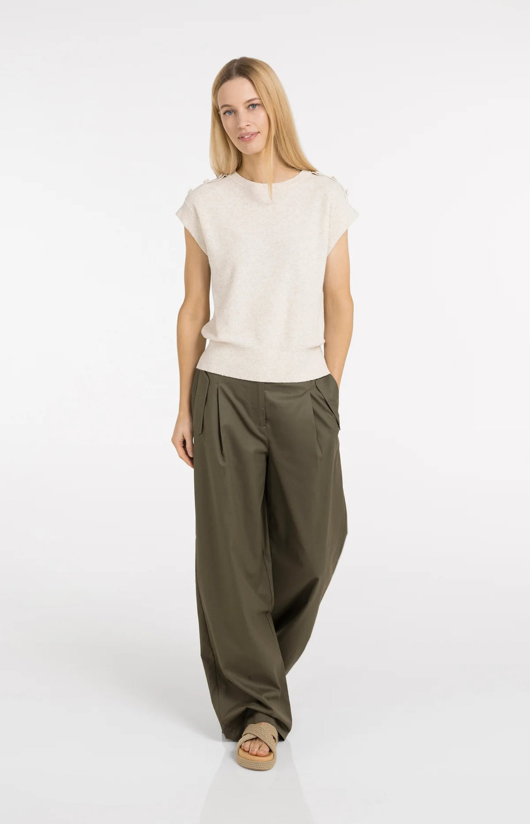 Gilet en tricot de coton mélangé - Avec boutons aux épaules