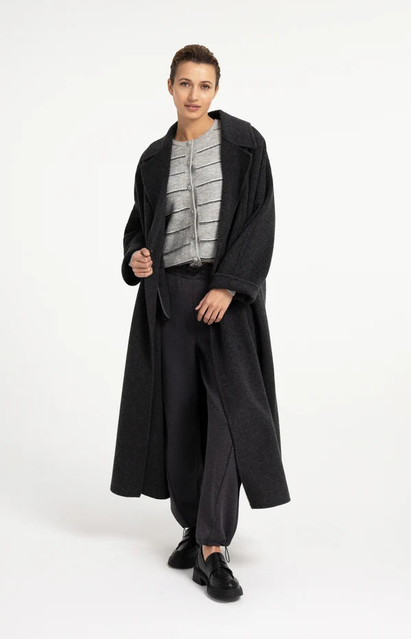 Gilet tricoté à rayures et lien de serrage - Coupe classique équilibrée